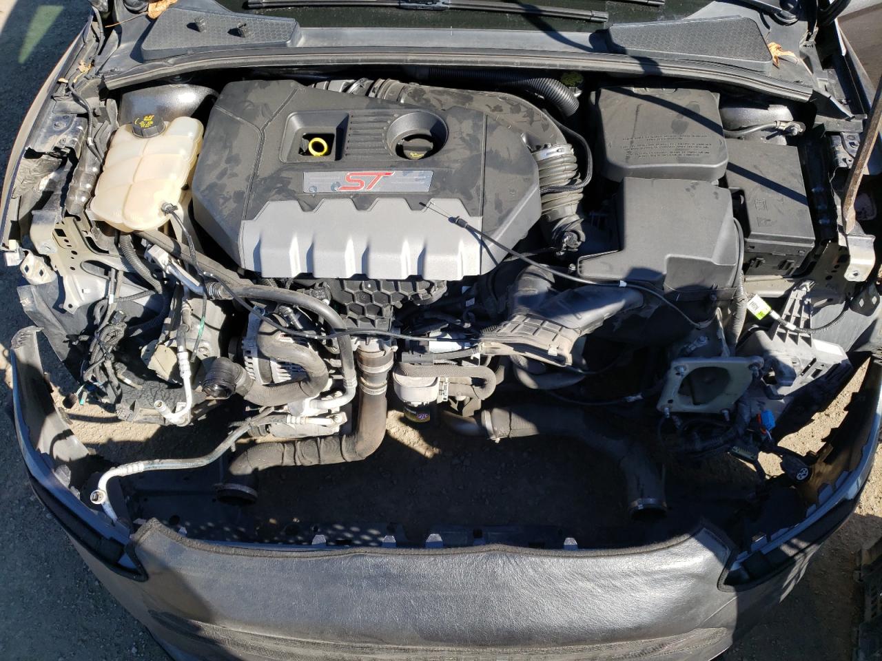 Photo 7 from auction – 2015 FORD FOCUS ST with VIN 1FADP3L90FL357992