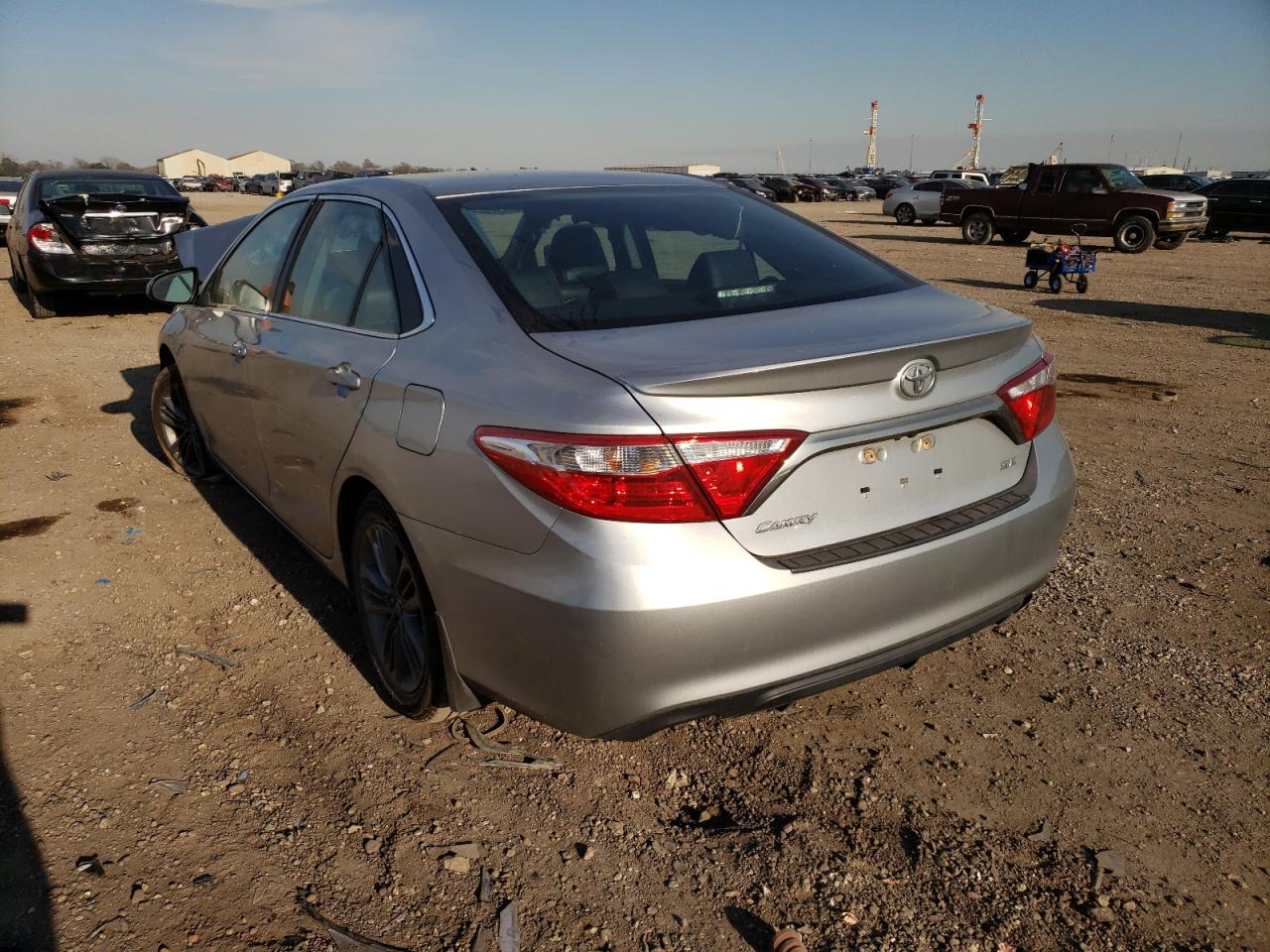 Photo 3 from auction – 2017 TOYOTA CAMRY LE with VIN 4T1BF1FK4HU279572
