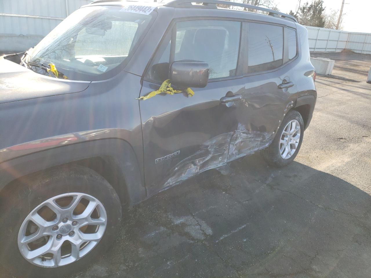 Photo 9 from auction – 2018 JEEP RENEGADE L with VIN ZACCJABB0JPH64909