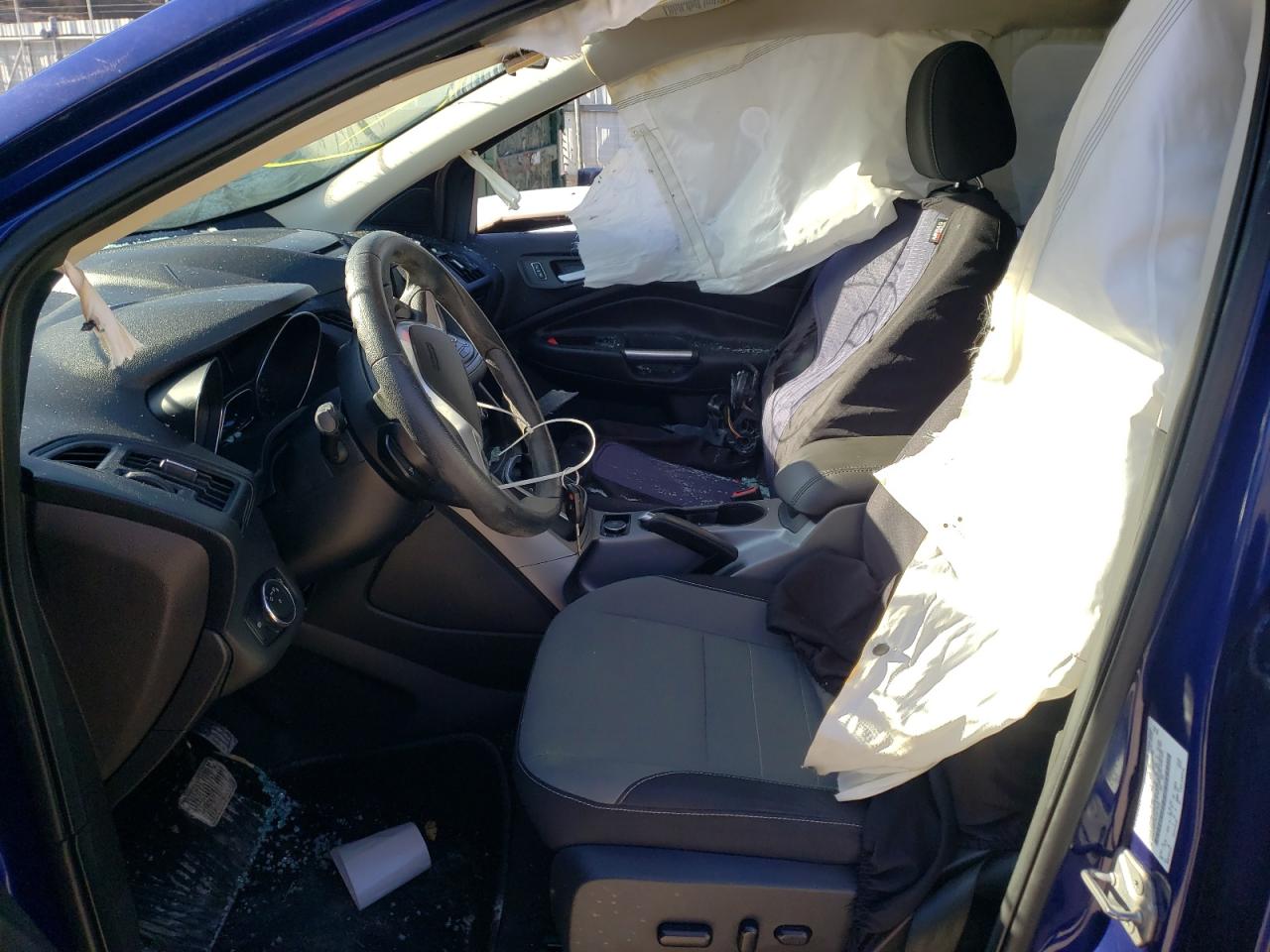 Photo 5 from auction – 2014 FORD ESCAPE SE with VIN 1FMCU9GX5EUB77535