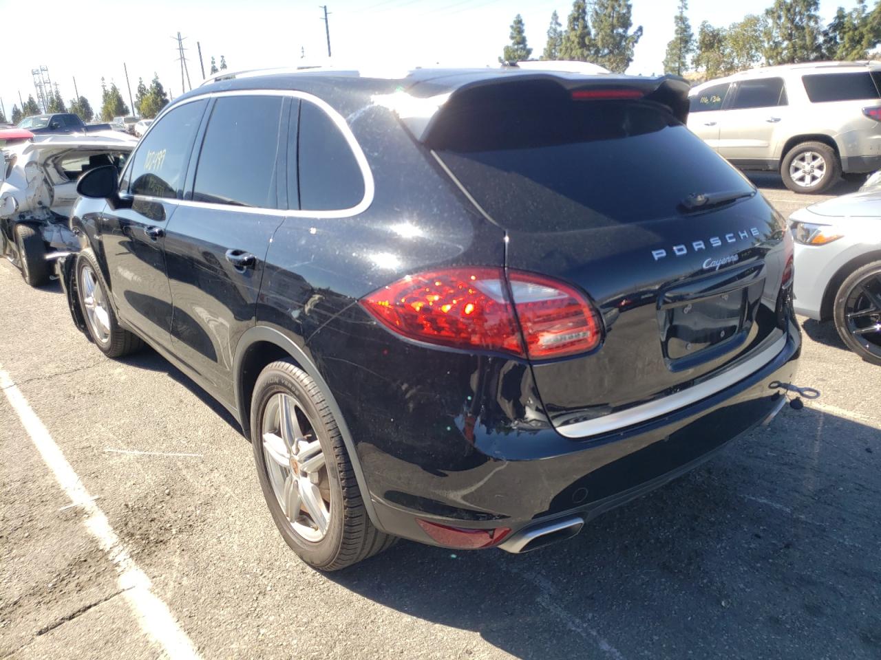 Photo 3 from auction – 2013 PORSCHE CAYENNE with VIN WP1AF2A23DLA36248