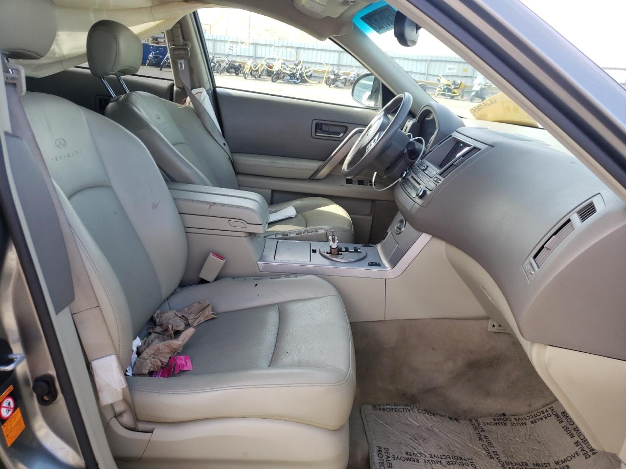 Photo 5 from auction – 2004 INFINITI FX35 with VIN JNRAS08W84X200077
