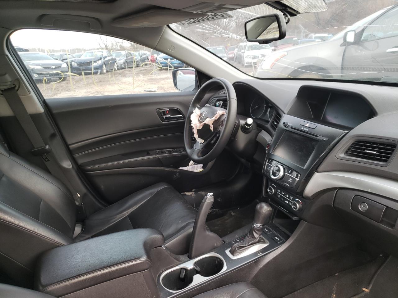 Photo 5 from auction – 2016 ACURA ILX PREMIU with VIN 19UDE2F75GA007440