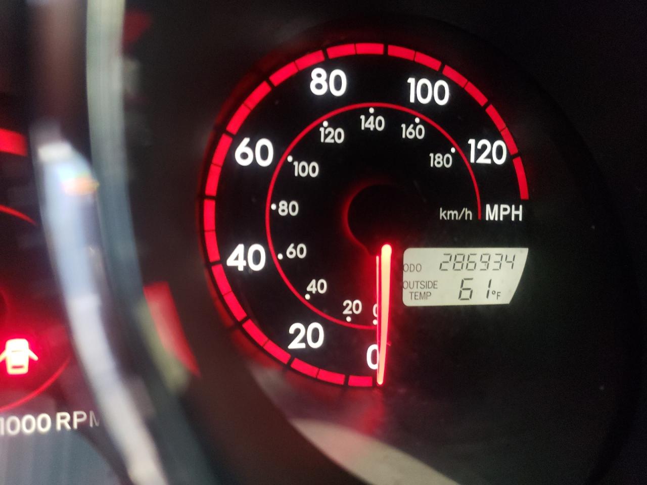 Photo 8 from auction – 2004 PONTIAC VIBE with VIN 5Y2SL62854Z410851