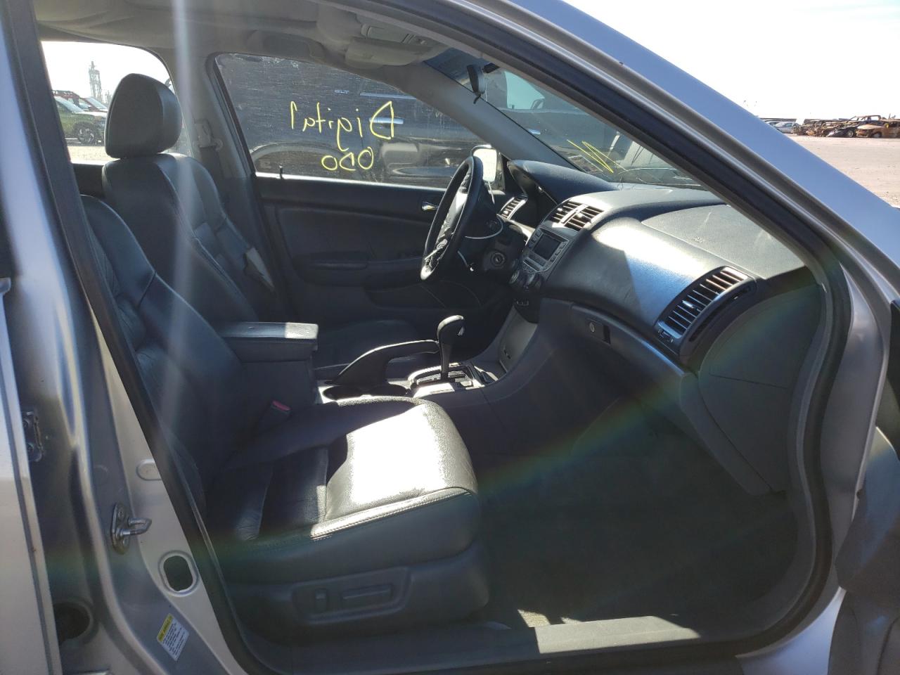 Photo 5 from auction – 2006 HONDA ACCORD with VIN 1HGCM66546A048807
