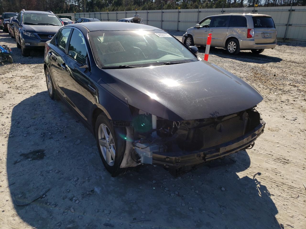 KIA OPTIMA LX 2015 with VIN KNAGM4A7XF5660139 - Photo from auction