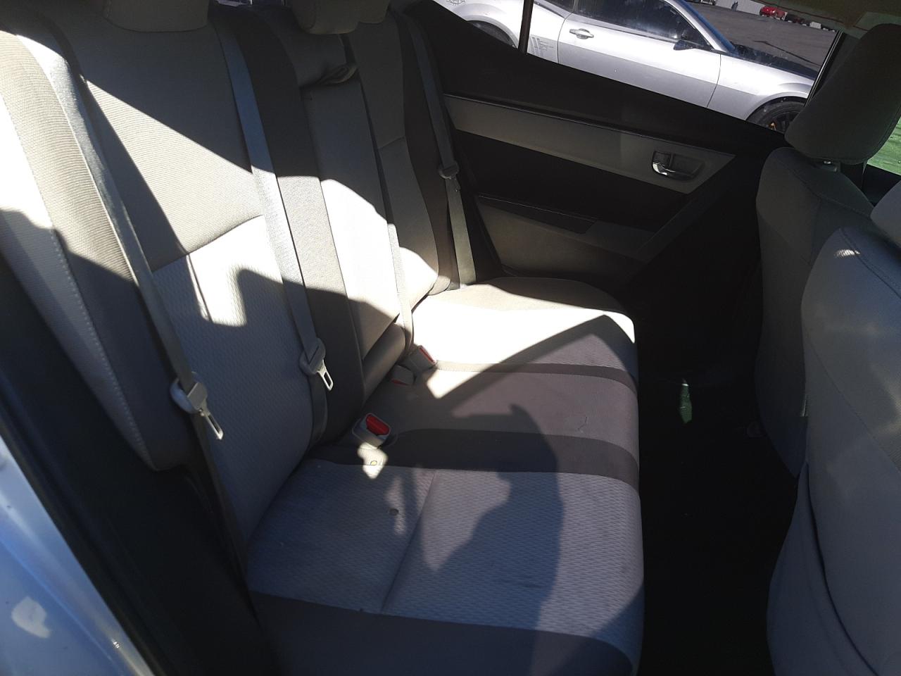 Photo 6 from auction – 2019 TOYOTA COROLLA L with VIN 2T1BURHE8KC157933