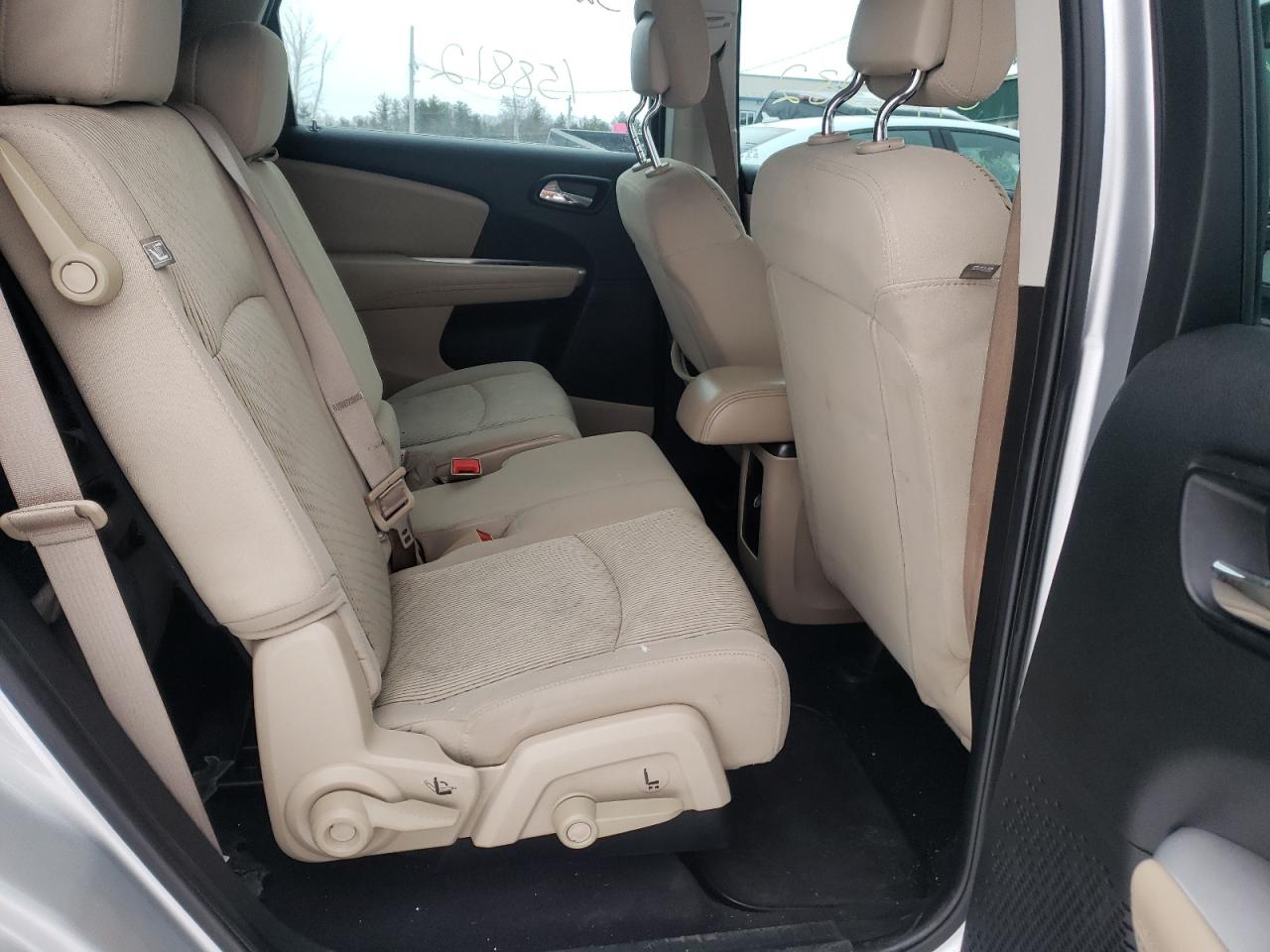 Photo 6 from auction – 2014 DODGE JOURNEY SE with VIN 3C4PDCABXET163933