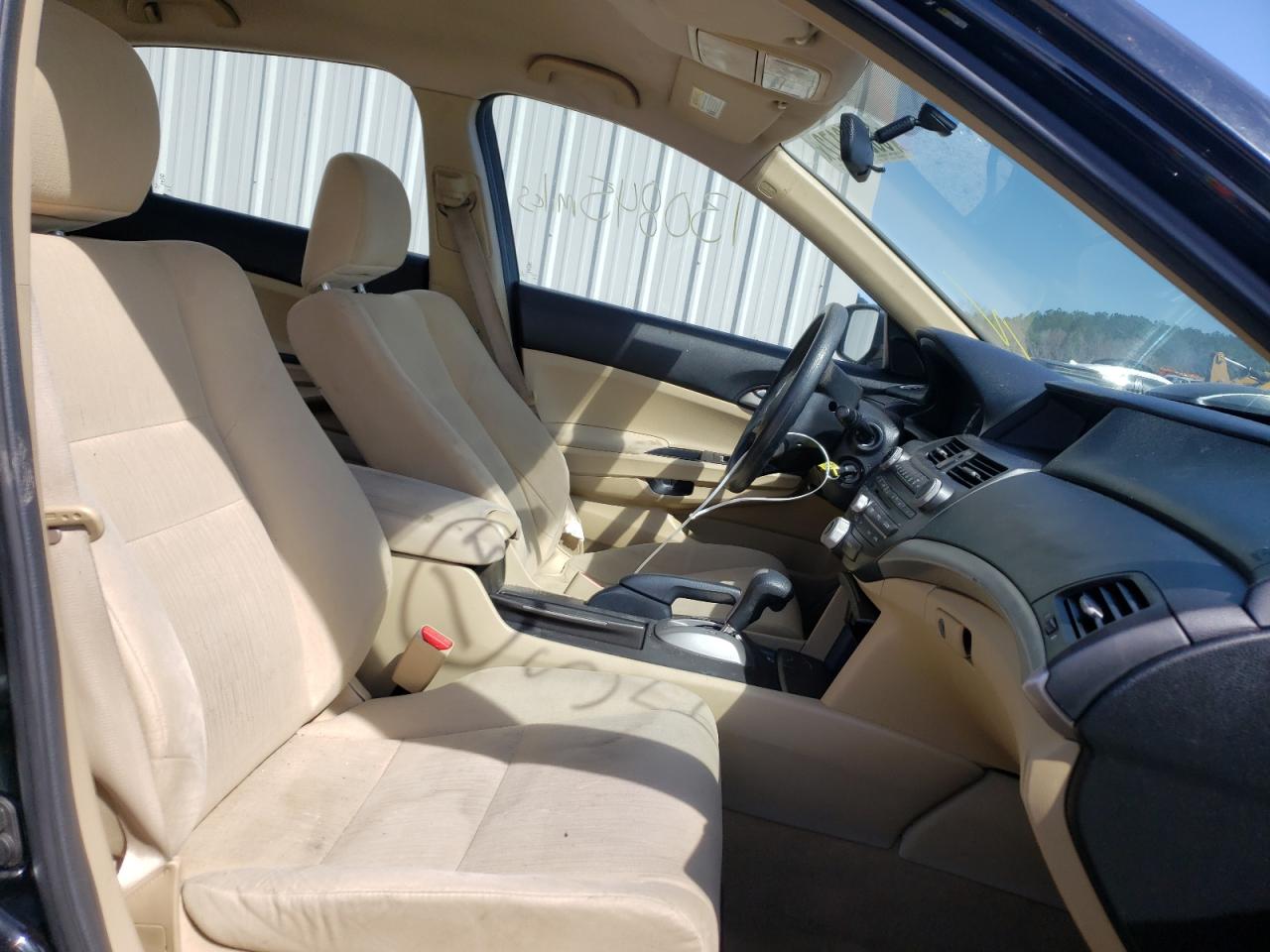 Photo 5 from auction – 2011 HONDA ACCORD LXP with VIN 1HGCP2F44BA070887