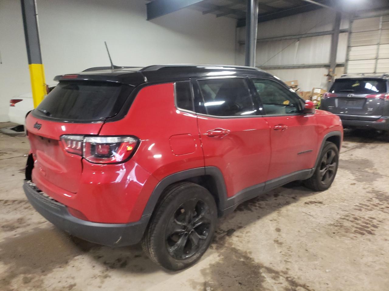 Photo 4 from auction – 2018 JEEP COMPASS LA with VIN 3C4NJDBB1JT304399