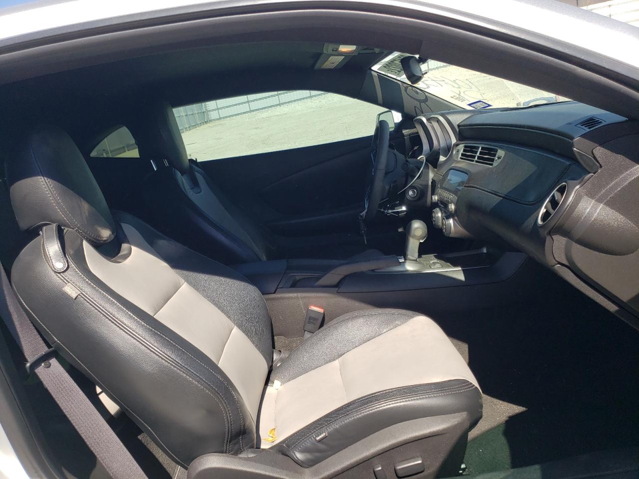 Photo 5 from auction – 2012 CHEVROLET CAMARO LT with VIN 2G1FB1E36C9137671