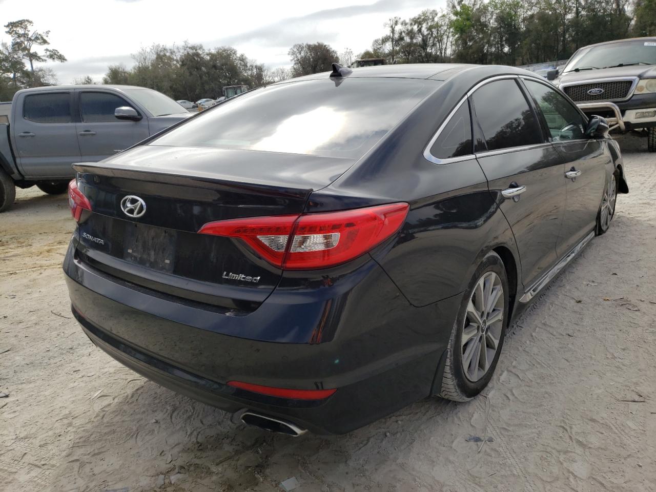 Photo 4 from auction – 2016 HYUNDAI SONATA SPO with VIN 5NPE34AF8GH334538
