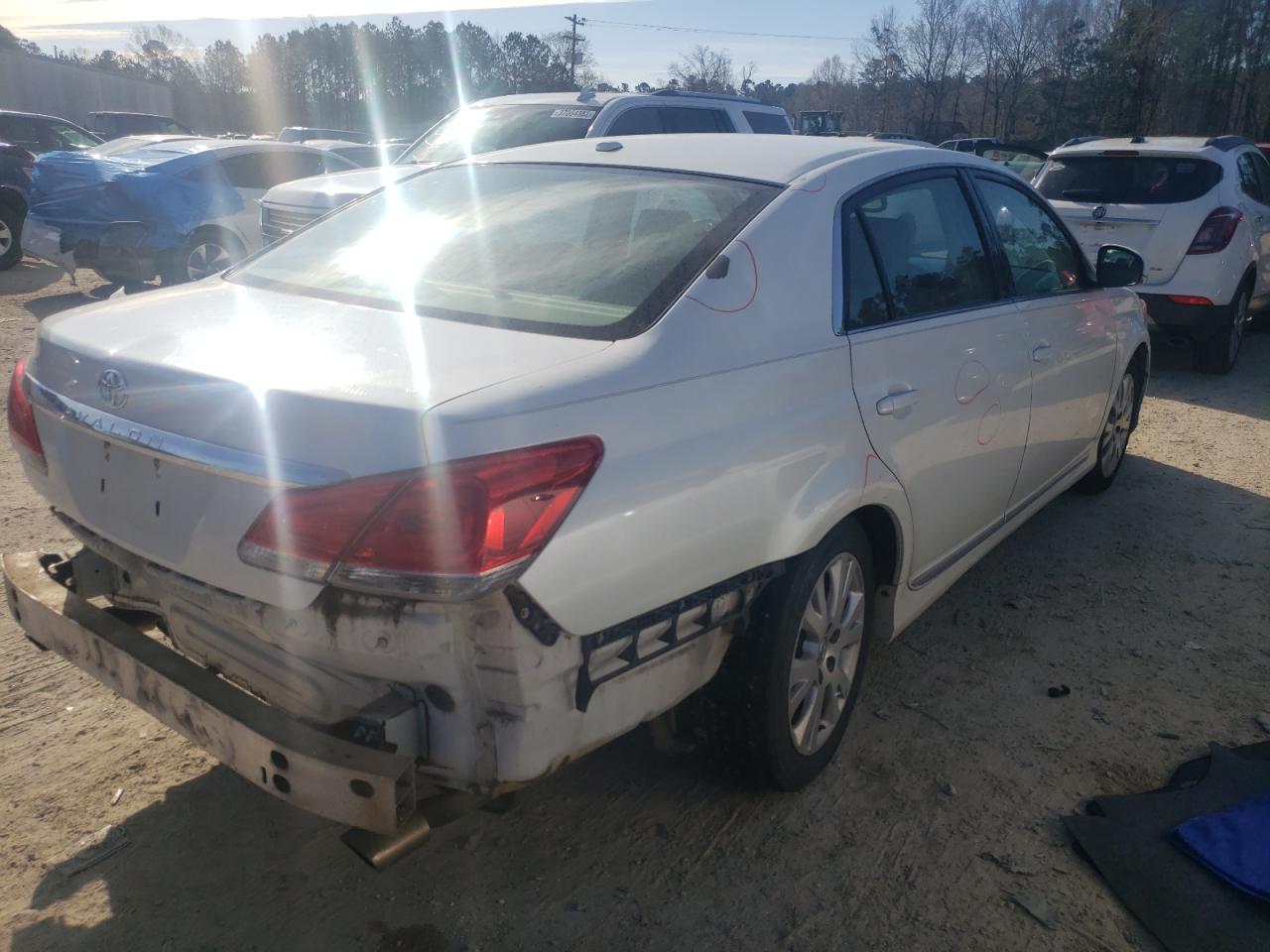Photo 4 from auction – 2011 TOYOTA AVALON BAS with VIN 4T1BK3DB0BU399094