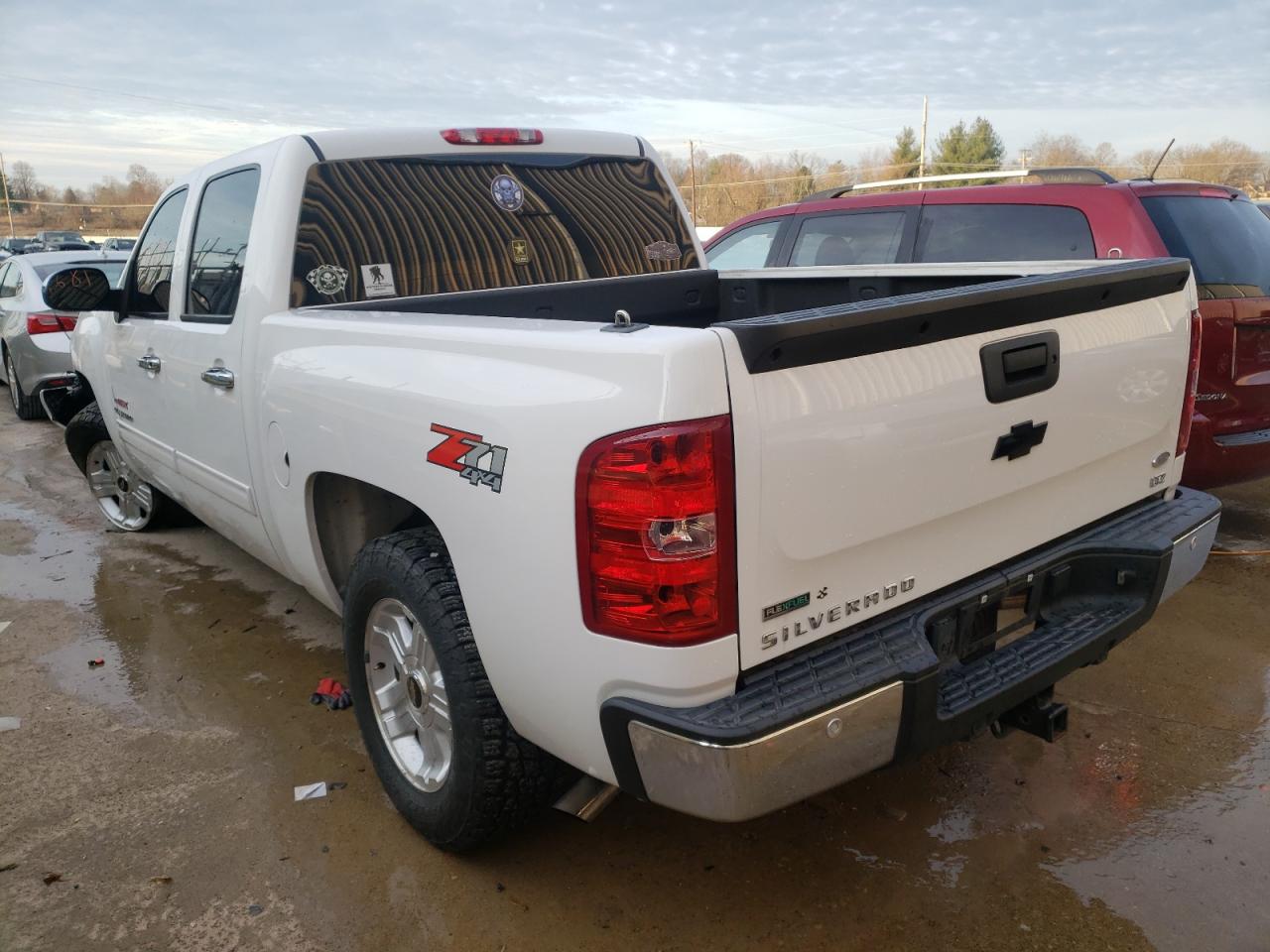 Photo 3 from auction – 2011 CHEVROLET SILVERADO with VIN 3GCPKSE33BG248345