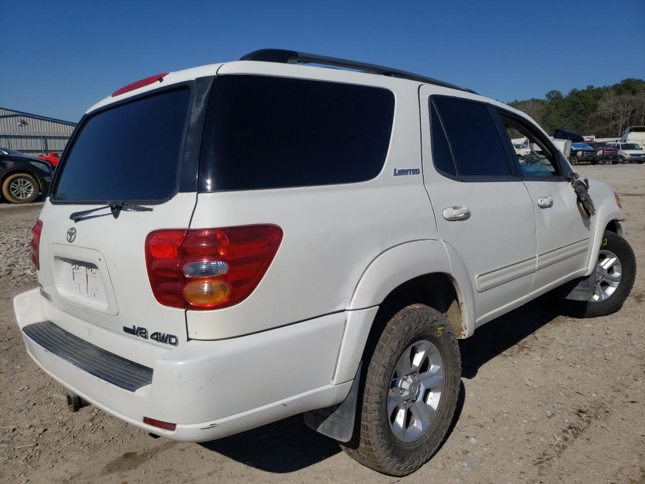 Photo 4 from auction – 2004 TOYOTA SEQUOIA LI with VIN 5TDBT48AX4S213836