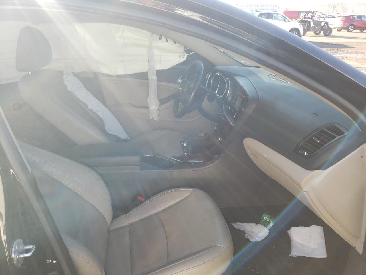 Photo 5 from auction – 2015 KIA OPTIMA EX with VIN 5XXGN4A78FG382854