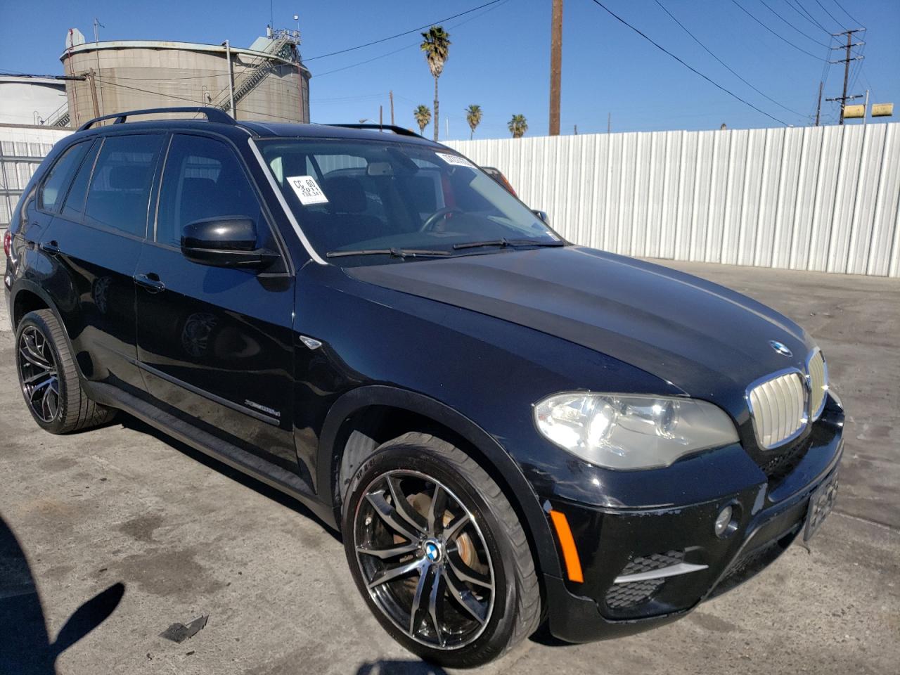 BMW X5 XDRIVE3 2011 with VIN 5UXZW0C56BL660329 - Photo from auction