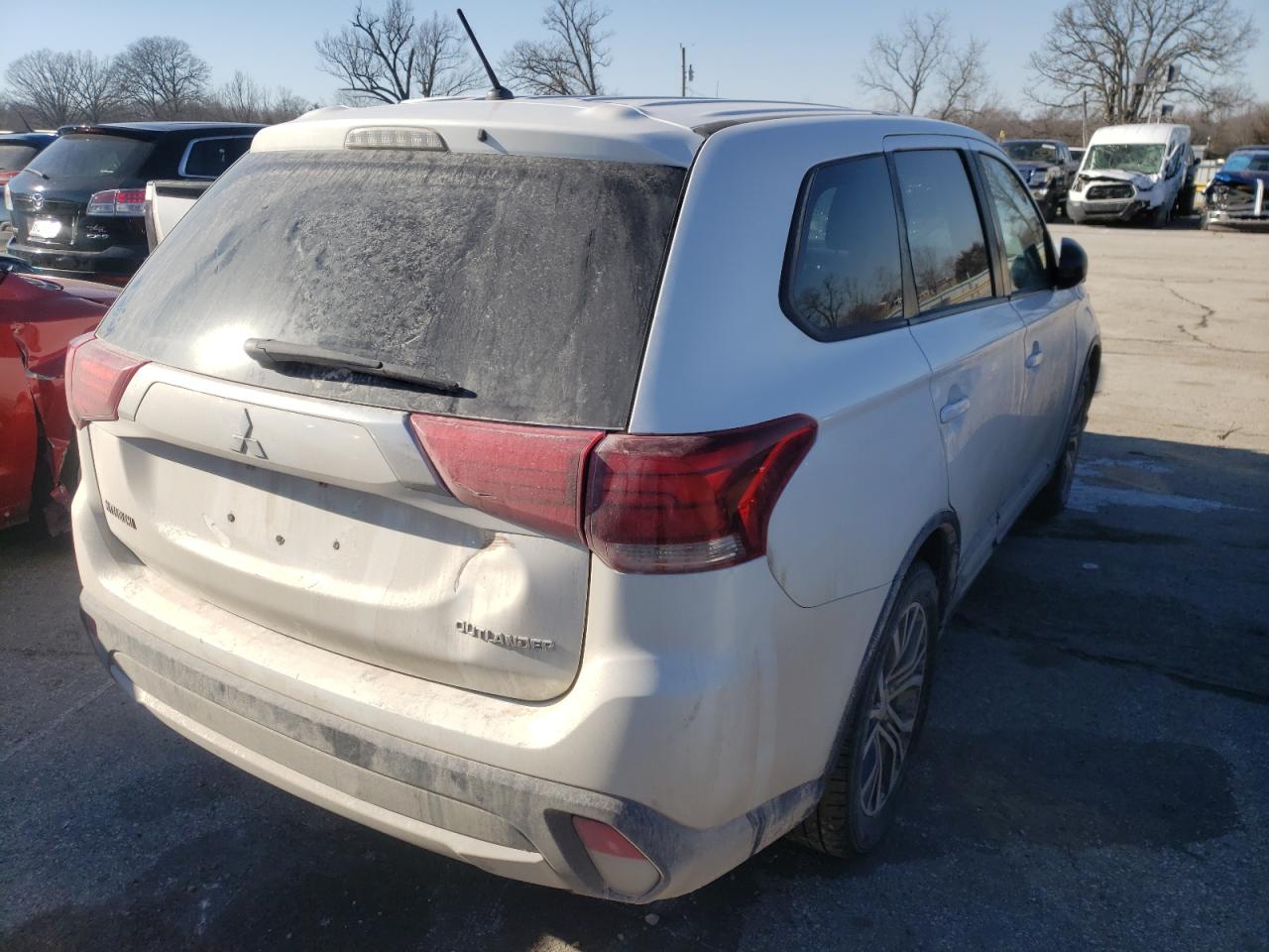 Photo 4 from auction – 2016 MITSUBISHI OUTLANDER with VIN JA4AZ3A30GZ039367