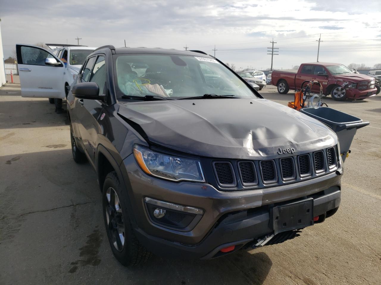 JEEP COMPASS TR 2018 with VIN 3C4NJDDBXJT168626 - Photo from auction