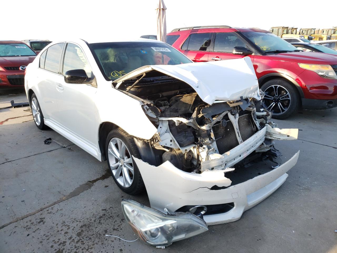SUBARU LEGACY 2.5 2014 z numerem VIN 4S3BMBA69E3016134 - Zdjęcie z aukcji