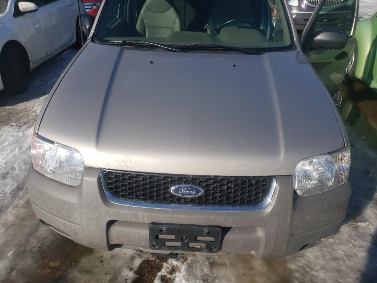 Zdjęcie 7 z aukcji – 2001 FORD ESCAPE XLT z VIN 1FMCU04131KF73383