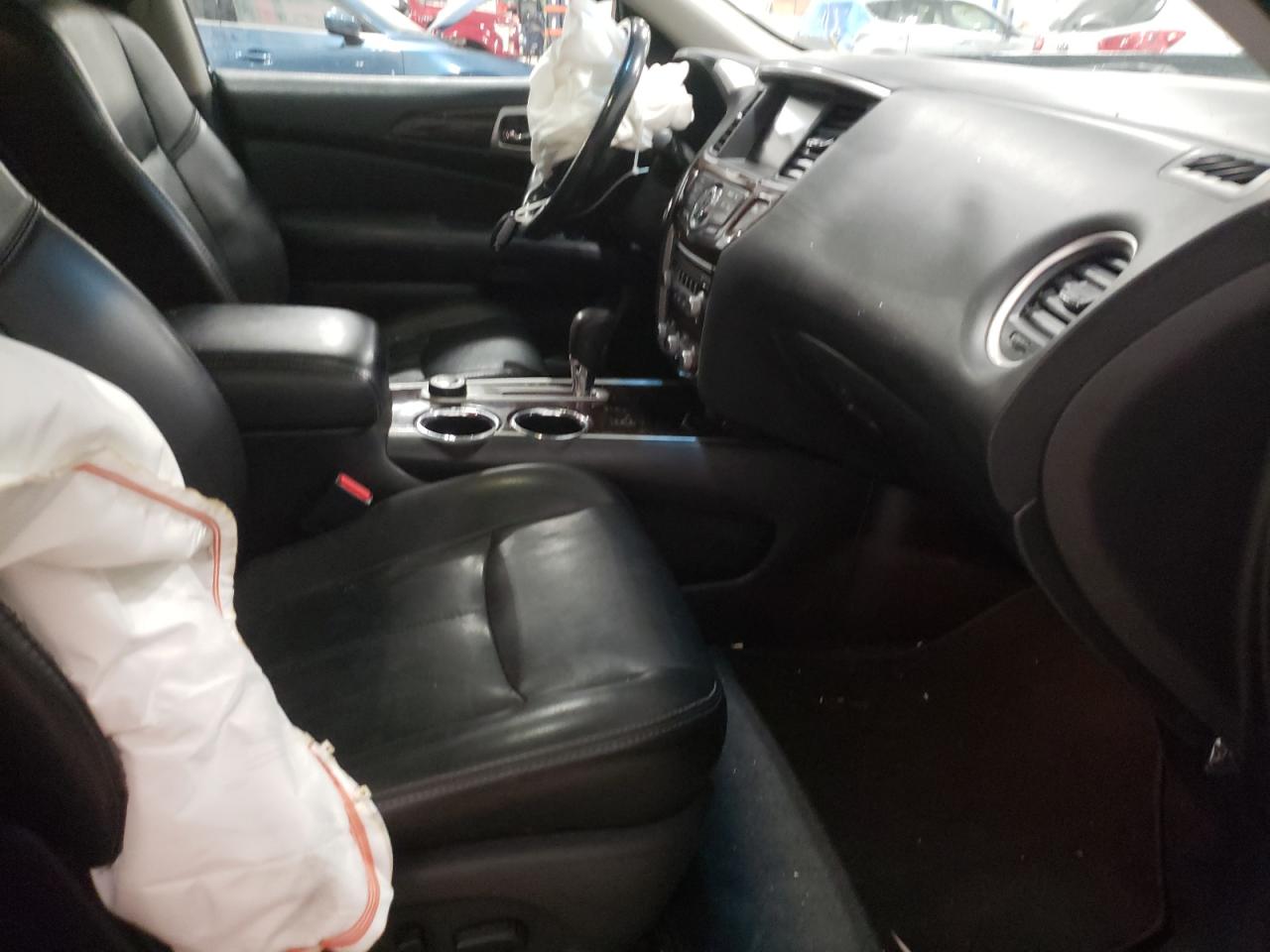 Photo 5 from auction – 2014 NISSAN PATHFINDER with VIN 5N1AR2MM2EC693724