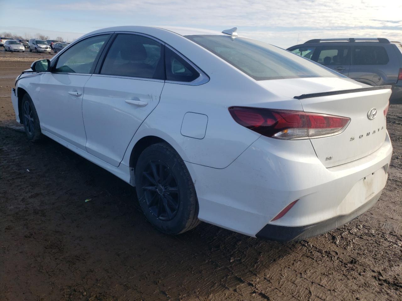 Photo 3 from auction – 2019 HYUNDAI SONATA SE with VIN 5NPE24AF7KH817093