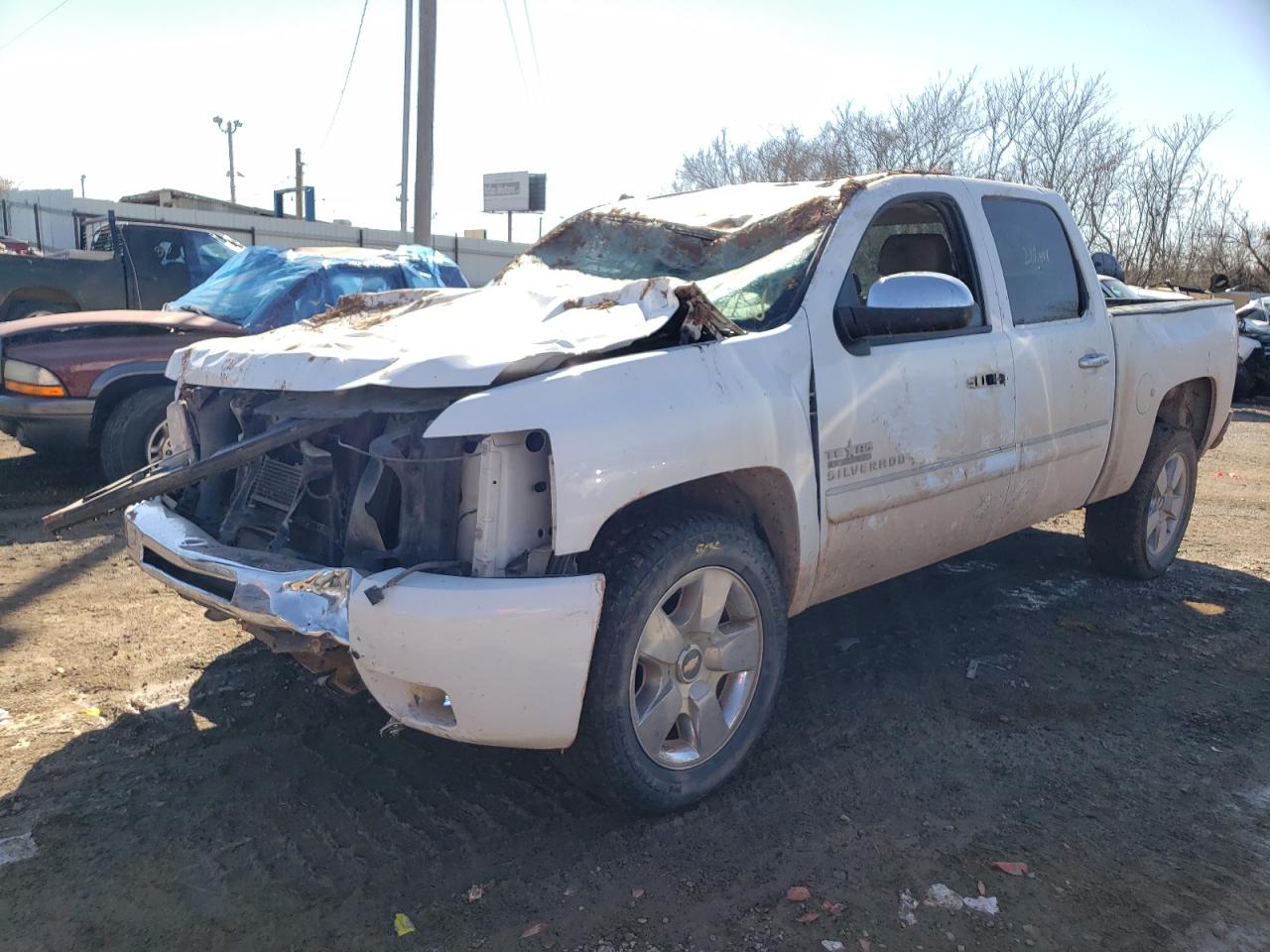 Photo 2 from auction – 2011 CHEVROLET SILVERADO with VIN 3GCPCSE00BG393460