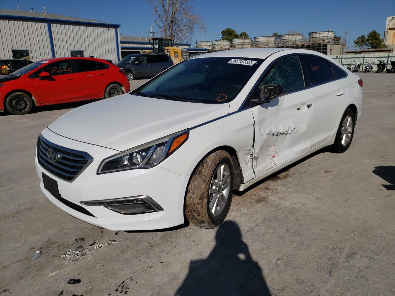 Photo 2 from auction – 2015 HYUNDAI SONATA SE with VIN 5NPE24AF2FH061372