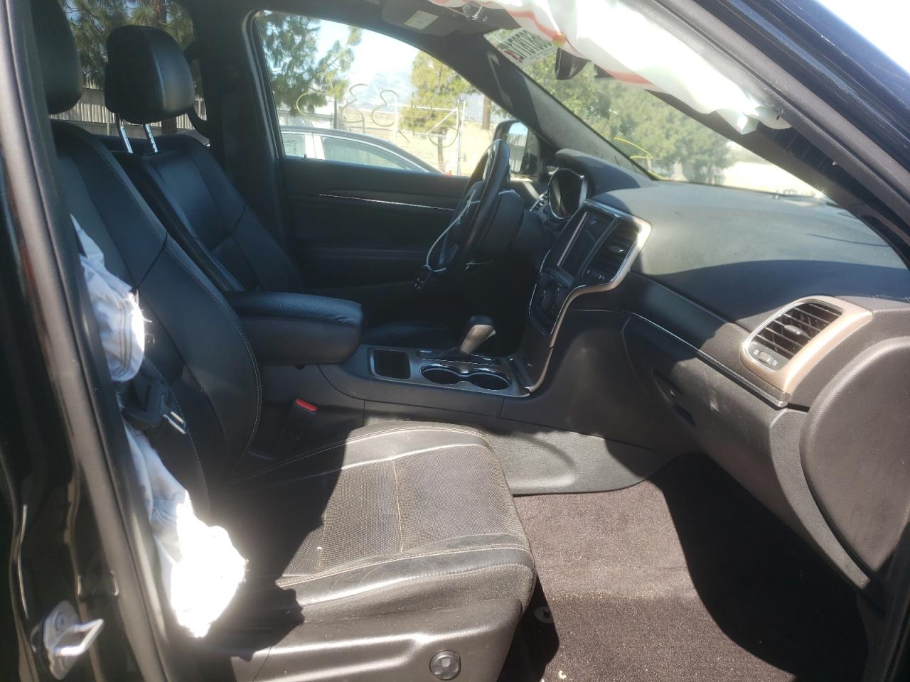 Photo 5 from auction – 2017 JEEP GRAND CHER with VIN 1C4RJEBG2HC805021