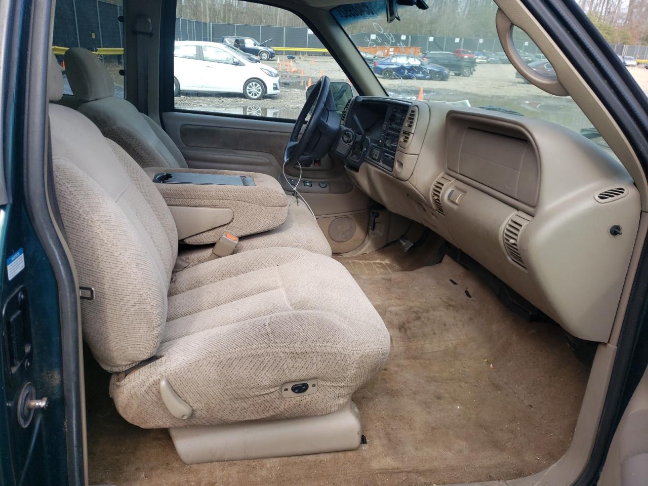 Photo 5 from auction – 1998 GMC SIERRA K15 with VIN 2GTEK19R2W1555455