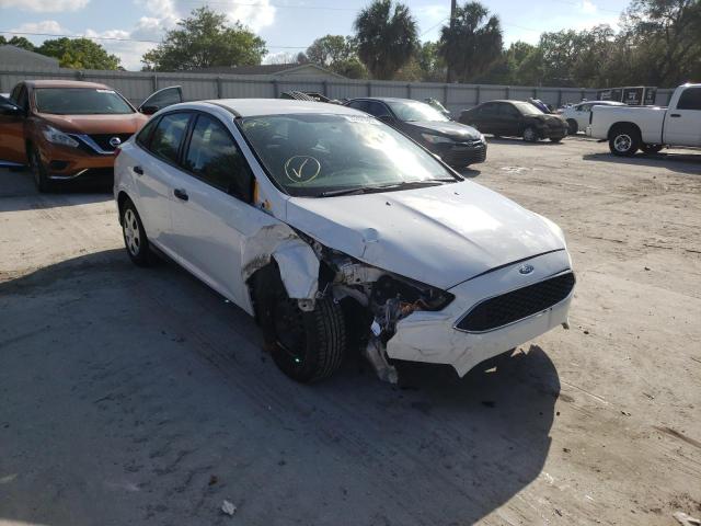 FORD FOCUS S 2015 with VIN 1FADP3E28FL345508 - Photo from auction