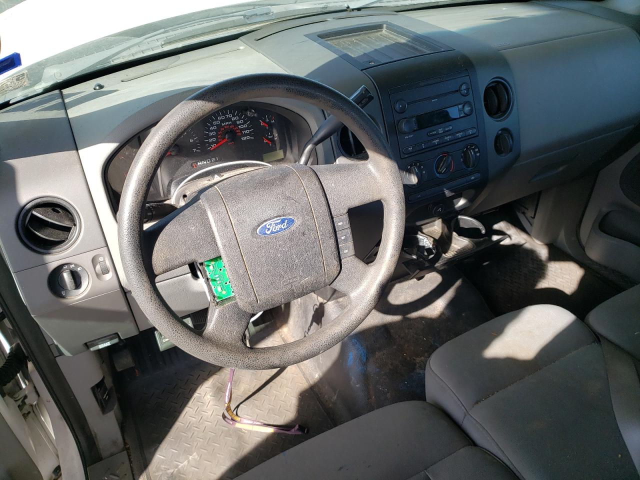 Photo 9 from auction – 2007 FORD F150 with VIN 1FTRX12W37FA56421