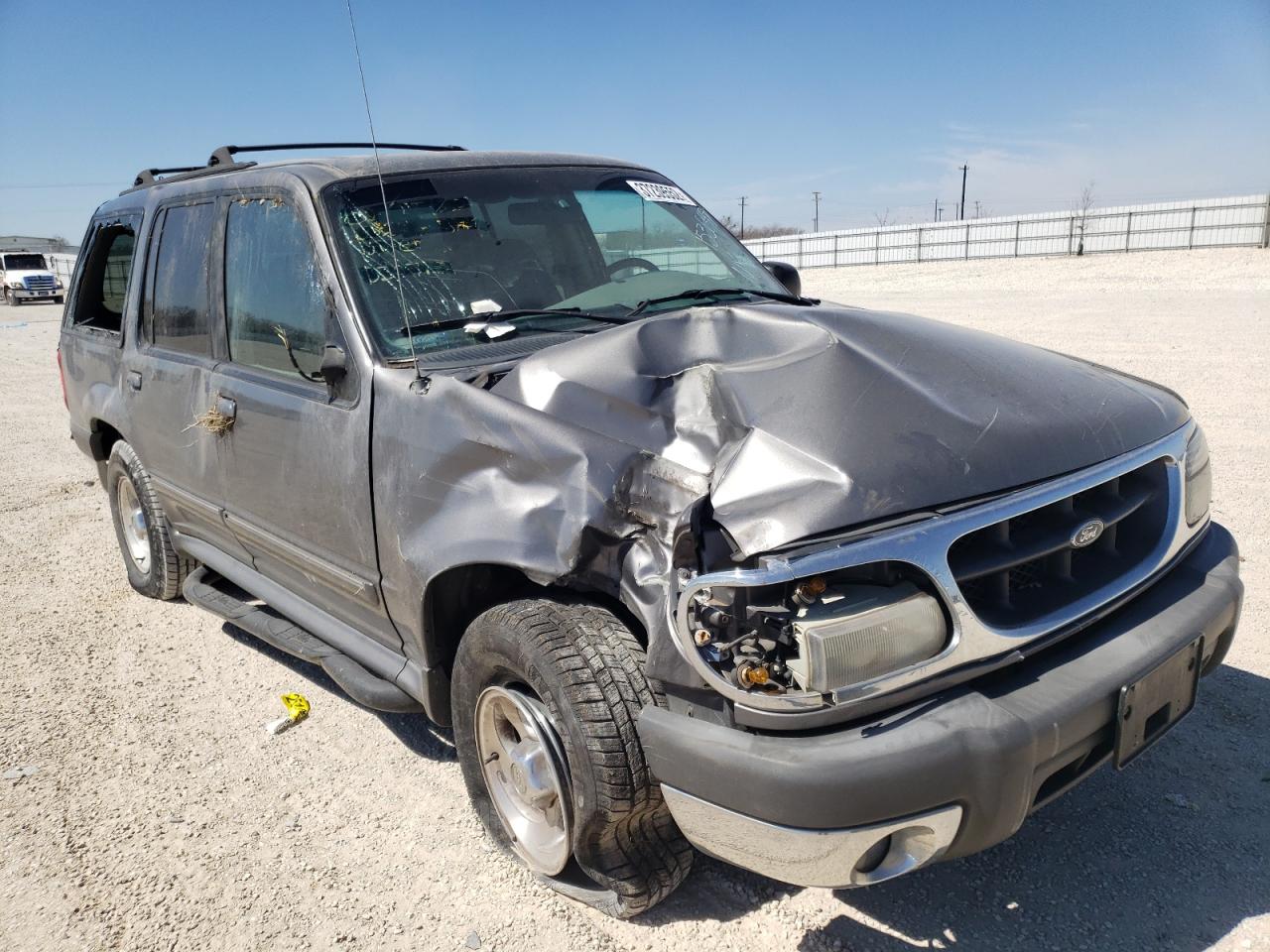 FORD EXPLORER 1999 with VIN 1FMZU32E0XZB30710 - Photo from auction