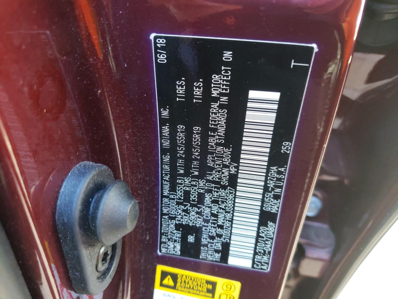 Photo 10 from auction – 2018 TOYOTA HIGHLANDER with VIN 5TDDZRFH8JS889637
