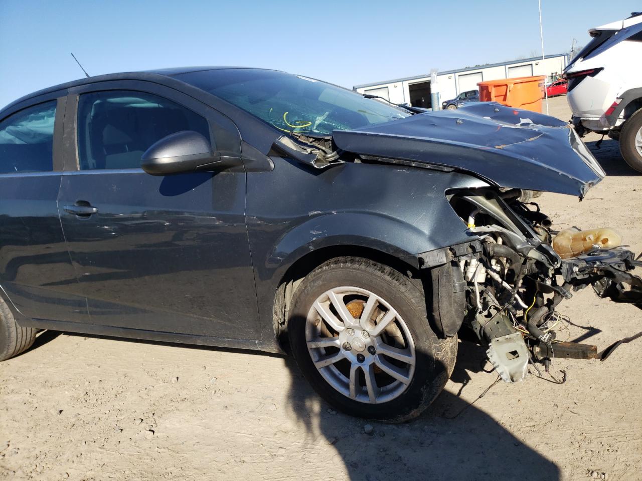 Photo 9 from auction – 2013 CHEVROLET SONIC LT with VIN 1G1JC5SH9D4175365