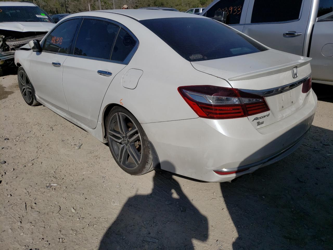 Photo 3 from auction – 2016 HONDA ACCORD SPO with VIN 1HGCR2F53GA015745