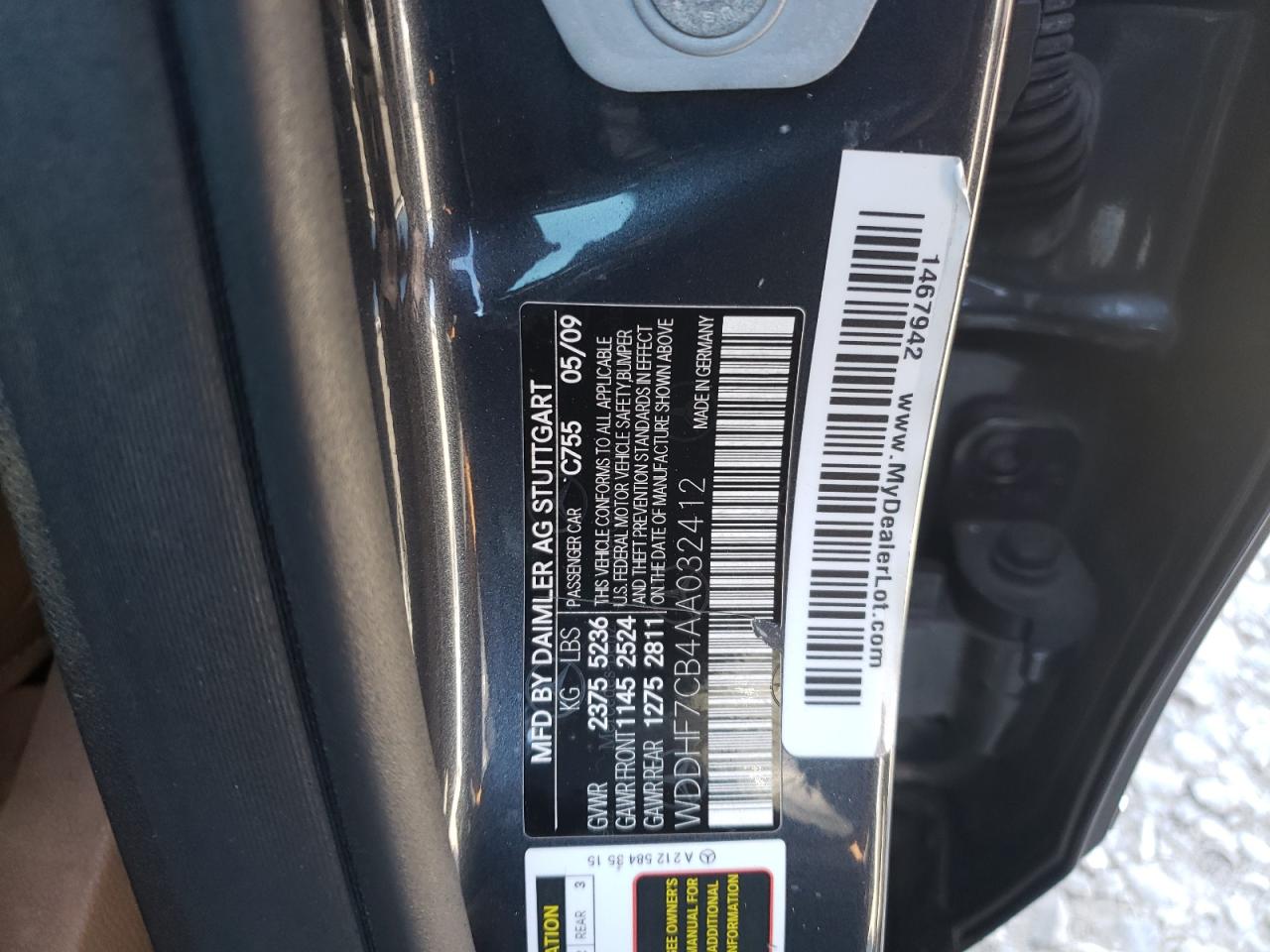 Photo 10 from auction – 2010 MERCEDES-BENZ E 550 with VIN WDDHF7CB4AA032412