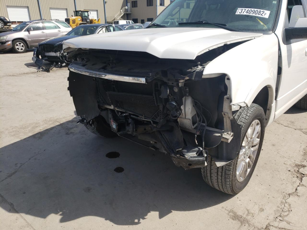 Photo 9 from auction – 2011 FORD EXPEDITION with VIN 1FMJU1K55BEF20624