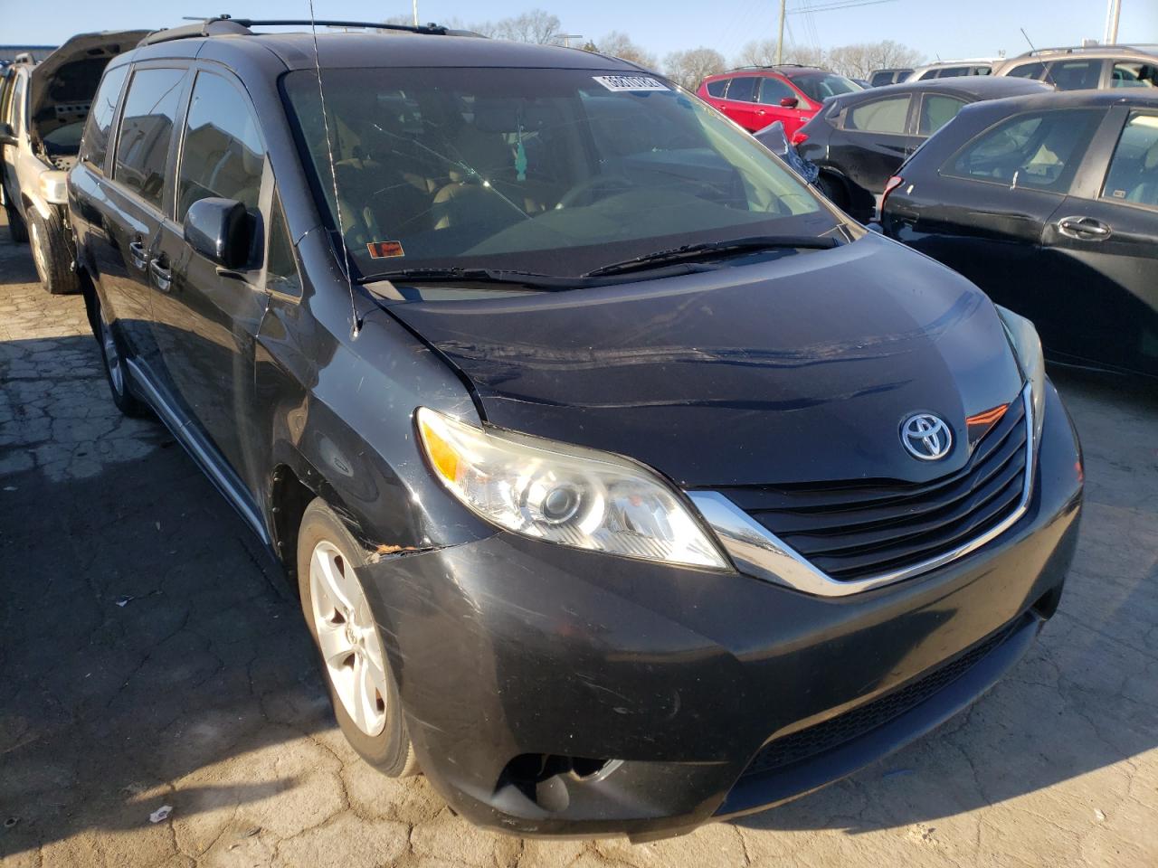 Photo 1 from auction – 2011 TOYOTA SIENNA LE with VIN 5TDKK3DC6BS128977