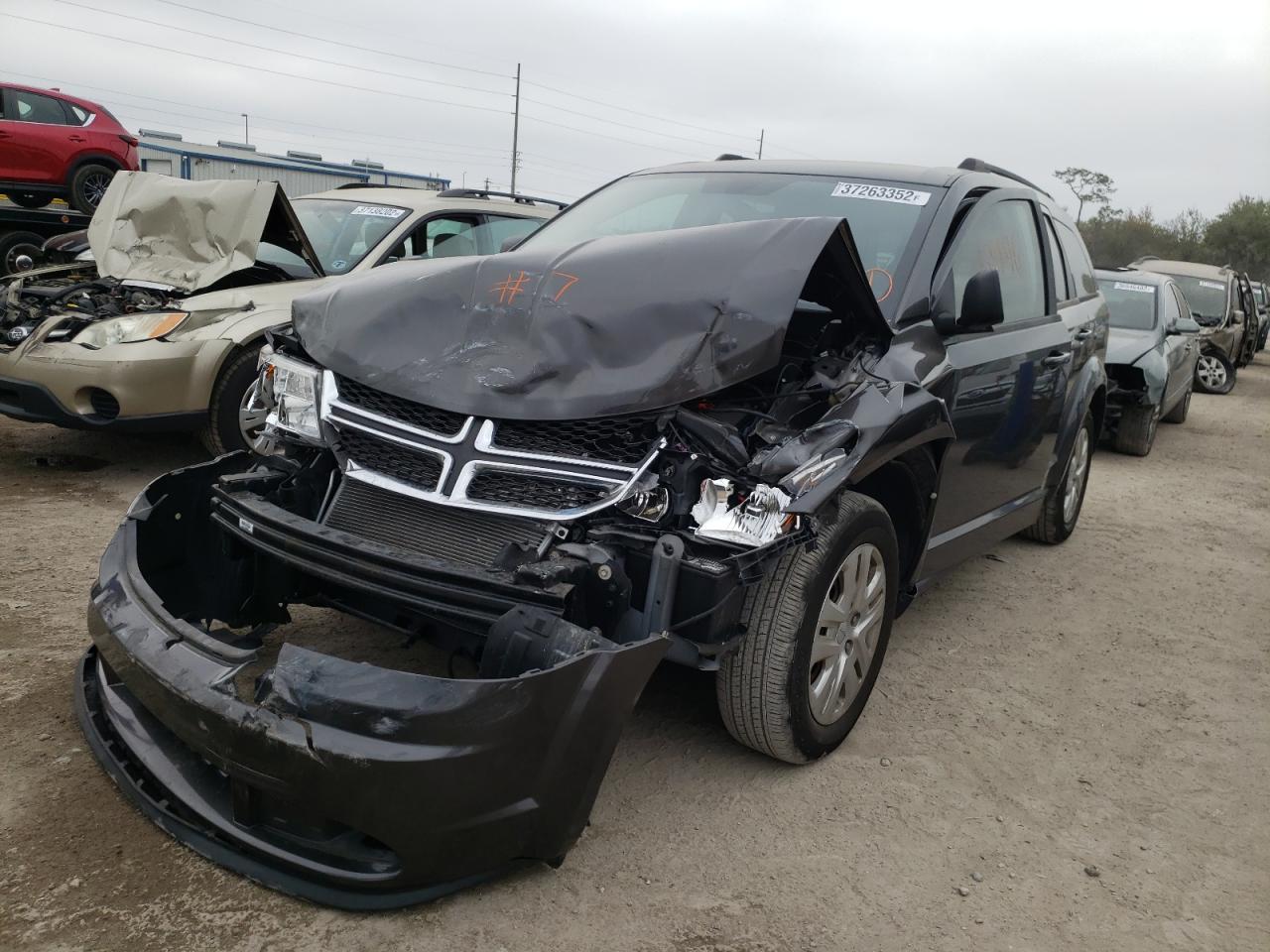 Photo 2 from auction – 2017 DODGE JOURNEY SE with VIN 3C4PDCAB7HT527293