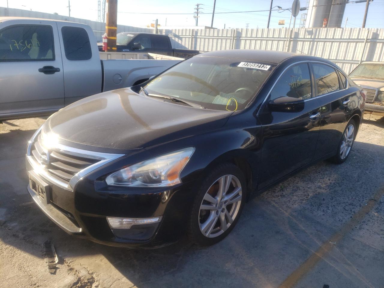 Photo 2 from auction – 2013 NISSAN ALTIMA 3.5 with VIN 1N4BL3AP9DN413336