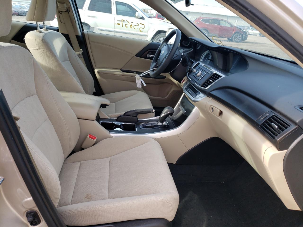 Photo 5 from auction – 2015 HONDA ACCORD EX with VIN 1HGCR2F72FA208064