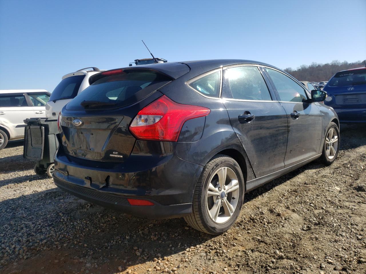 Photo 4 from auction – 2013 FORD FOCUS SE with VIN 1FADP3K29DL306833