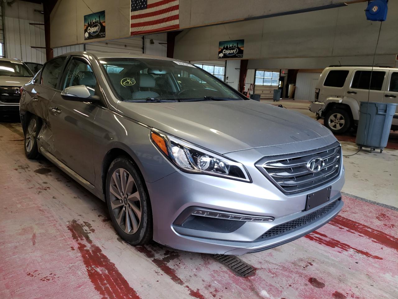 HYUNDAI SONATA SPO 2017 with VIN 5NPE34AF4HH575160 - Photo from auction