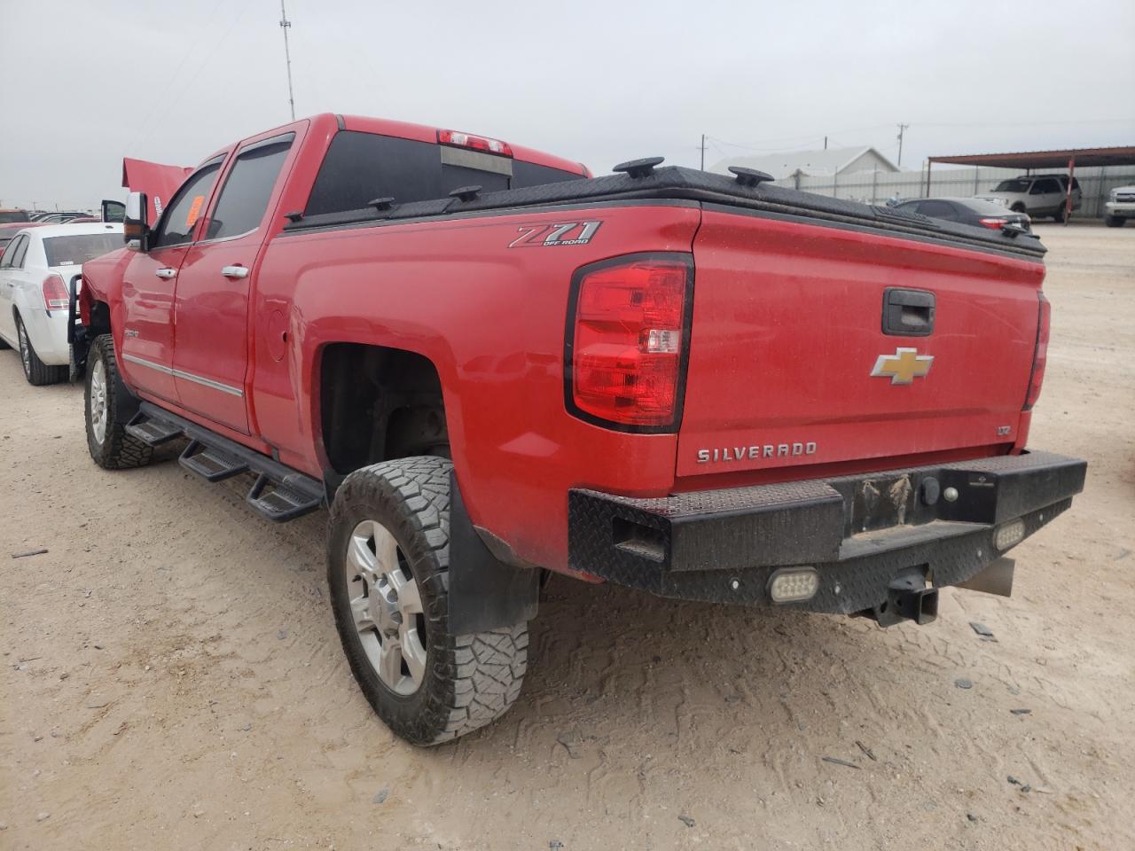 Photo 3 from auction – 2018 CHEVROLET SILVERADO with VIN 1GC1KWEY5JF119094