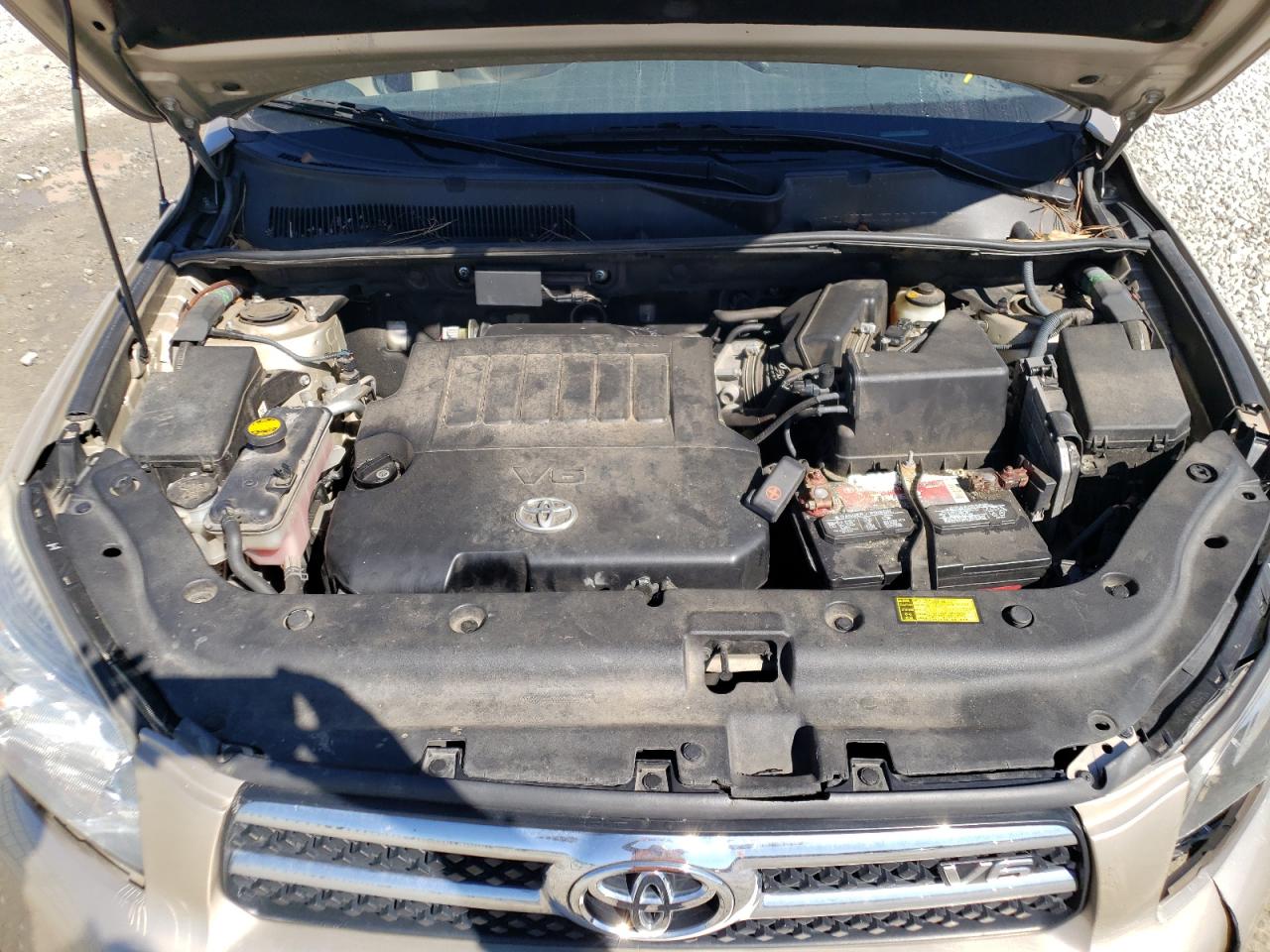 Photo 7 from auction – 2007 TOYOTA RAV4 LIMIT with VIN JTMBK31V476018765