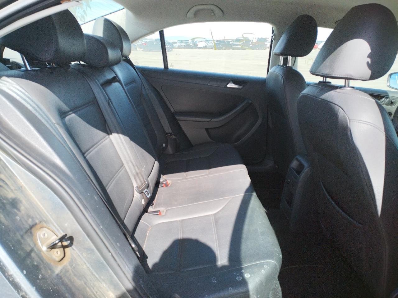 Photo 6 from auction – 2012 VOLKSWAGEN JETTA SE with VIN 3VWDP7AJXCM025239