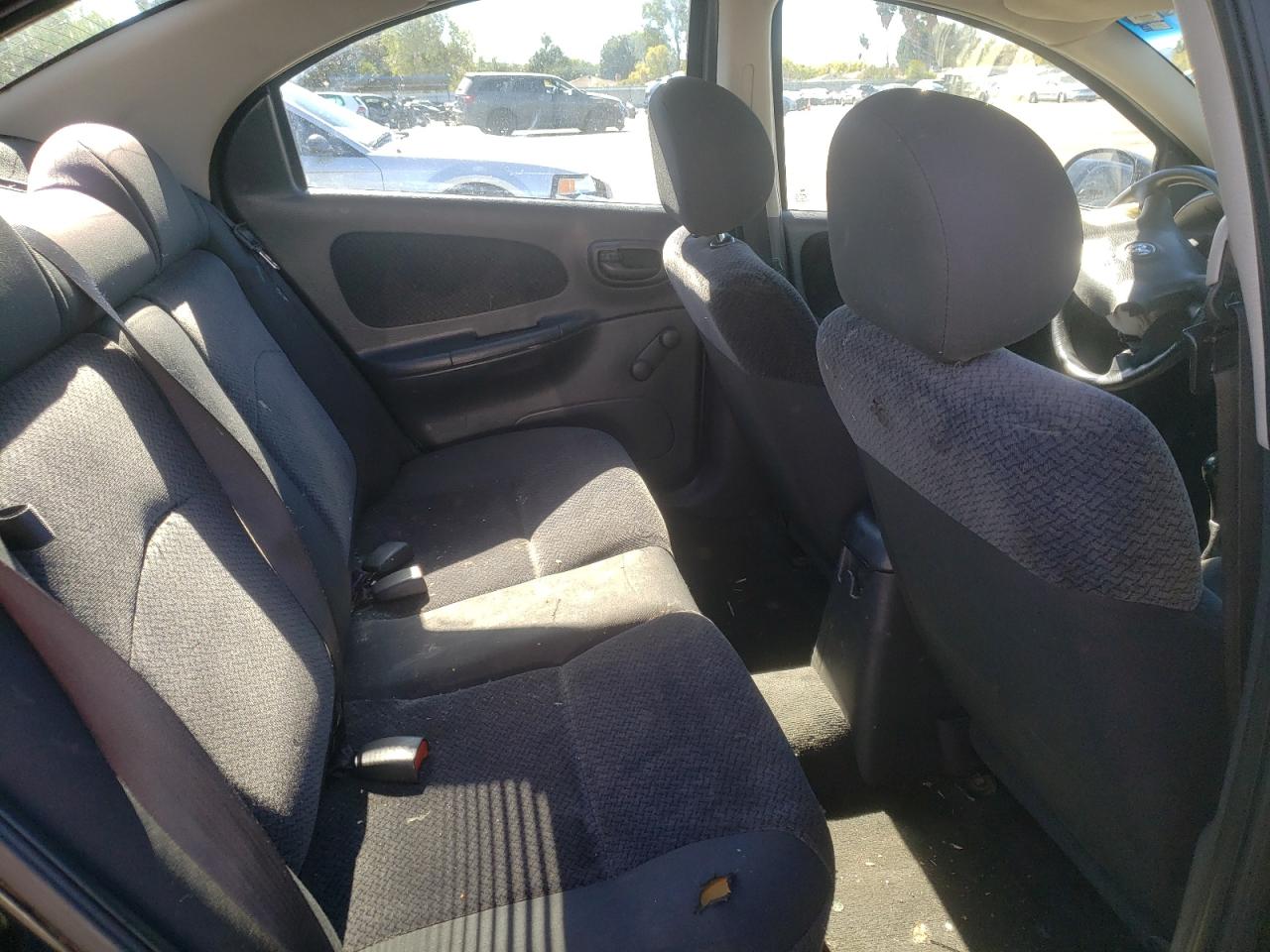 Photo 6 from auction – 2002 DODGE NEON with VIN 1B3ES56C42D632866