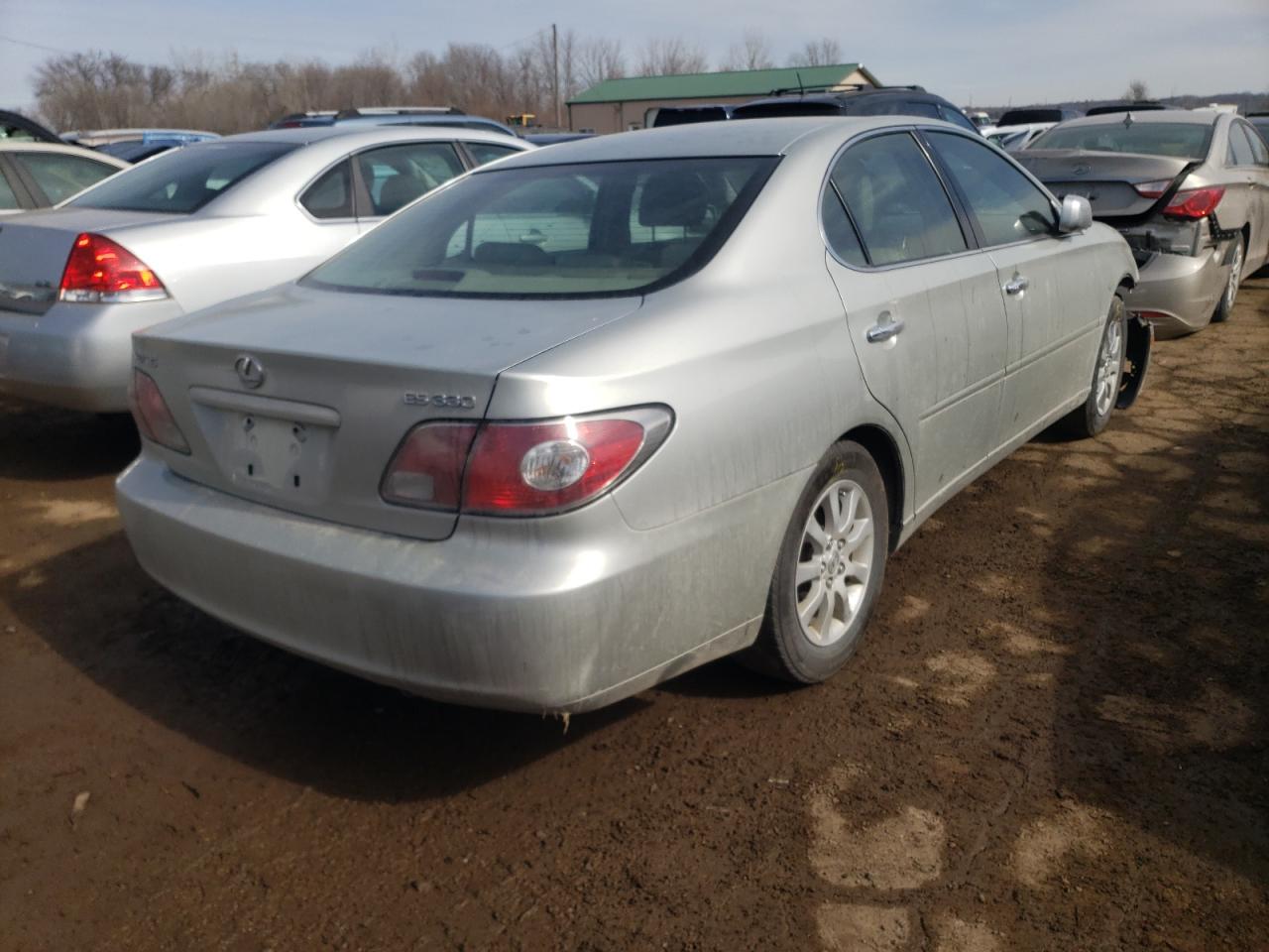 Photo 4 from auction – 2004 LEXUS ES 330 with VIN JTHBA30G145031348